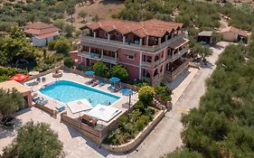 Anemomylos Studios - Private Pool, Family Escape, By Zantewize